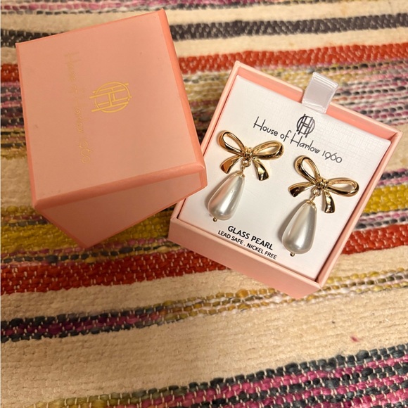 House of Harlow 1960 Goldtone Bow & Glass White Pearl Drop Earrings - Picture 2 of 8